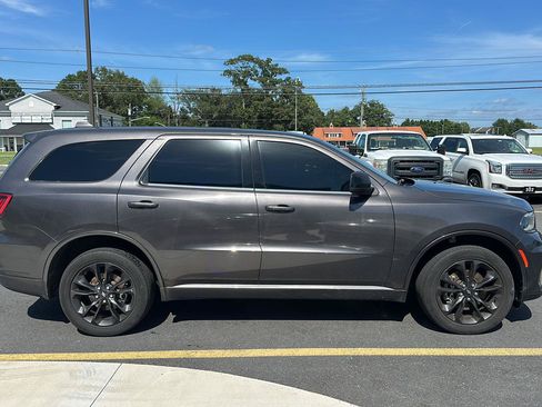 Used 2021 Dodge Durango SXT AWD/4WD image 4