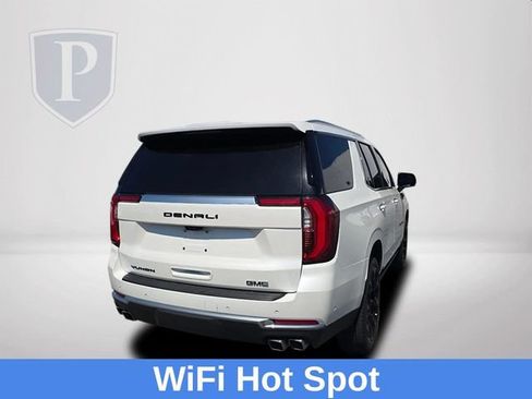 Used 2025 GMC Yukon Denali w/ Denali Reserve Package AWD/4WD image 5