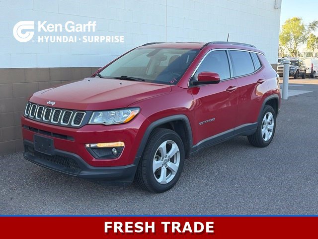 Used 2018 Jeep Compass Latitude w/ Cold Weather Group AWD/4WD image 1