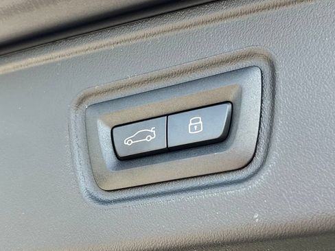 Used 2027 BMW M5 Touring AWD/4WD image 27
