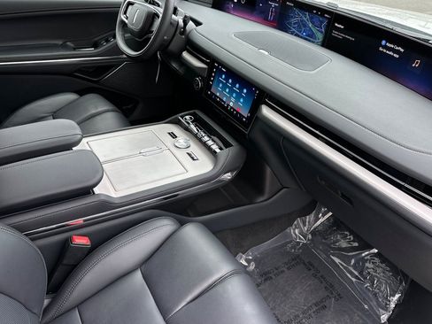 New 2025 Lincoln Navigator L Reserve w/ Jet Appearance Package image 16