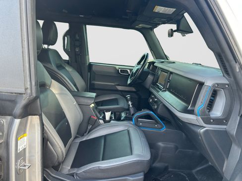 Used 2021 Ford Bronco Black Diamond AWD/4WD image 22