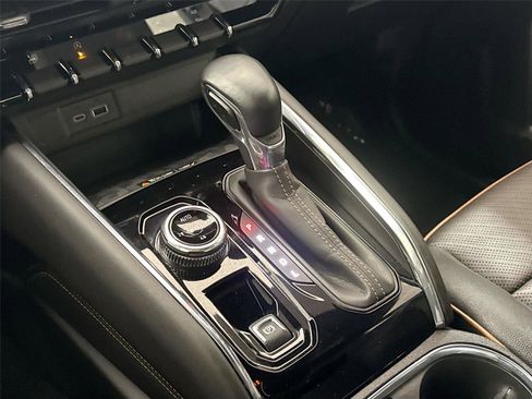 Used 2023 GMC Canyon AT4 w/ AT4 Premium Package AWD/4WD image 26