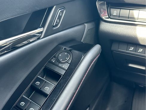 Used 2023 MAZDA CX-30 AWD 2.5 S w/ Preferred Package image 6