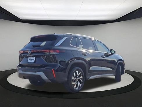 New 2026 Volkswagen Tiguan S image 7