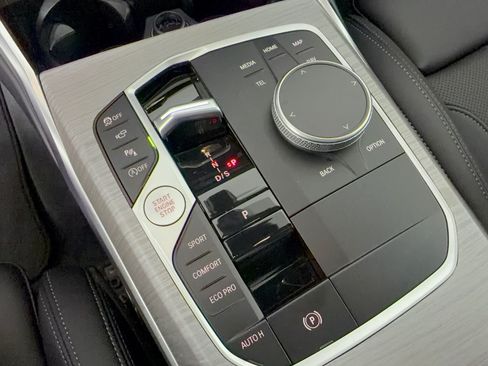 Certified 2026 BMW 330i xDrive Sedan AWD/4WD image 21