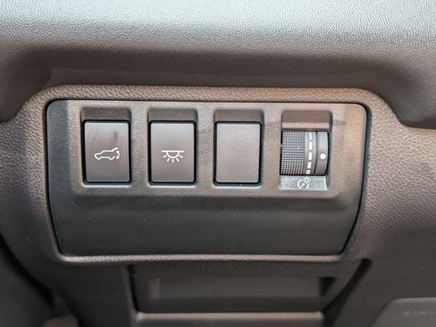 Used 2025 Subaru Ascent Touring w/ Popular Package #2 AWD/4WD image 26