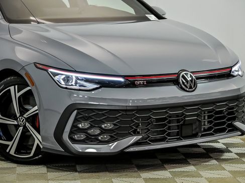 Certified 2025 Volkswagen GTI SE FWD image 2