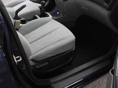 Used 2009 Hyundai Elantra GLS w/ Popular Equipment Pkg 2 image 10