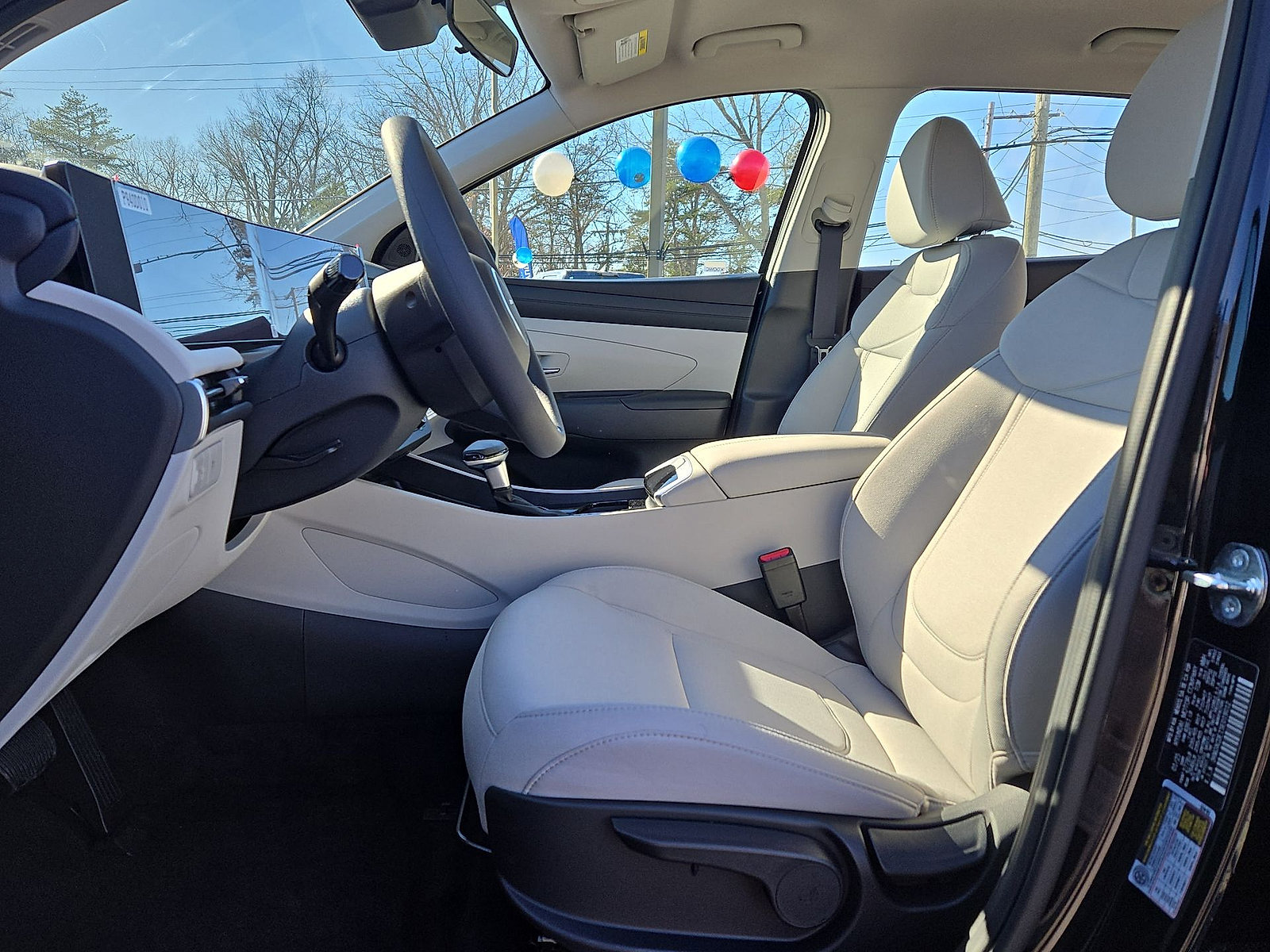 New 2025 Hyundai Tucson SE AWD/4WD image 17