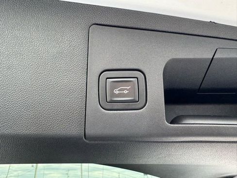 Used 2019 Cadillac XT5 Premium Luxury image 26