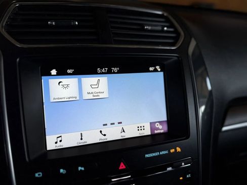 Used 2018 Ford Explorer Limited w/ Equipment Group 301A image 40