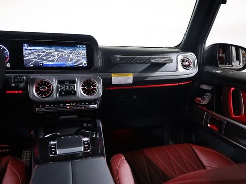 Used 2025 Mercedes-Benz G 63 AMG 4MATIC image 56