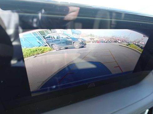 Used 2023 Buick Encore GX Select w/ Sport Touring Package FWD image 19