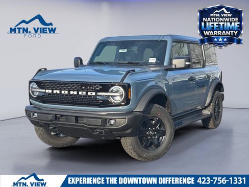 New 2025 Ford Bronco Outer Banks image 1