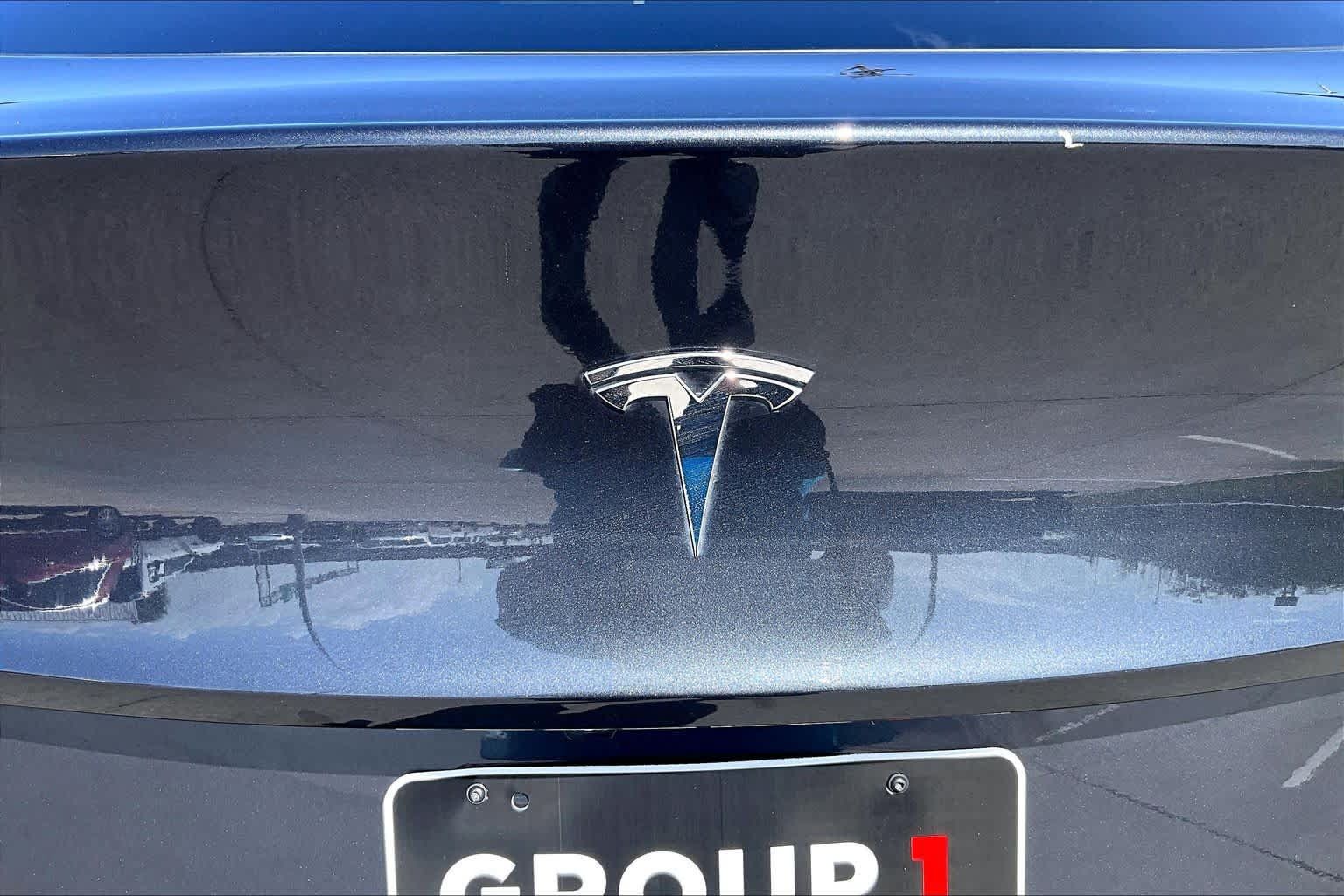 Used 2025 Tesla Model Y Long Range RWD image 28