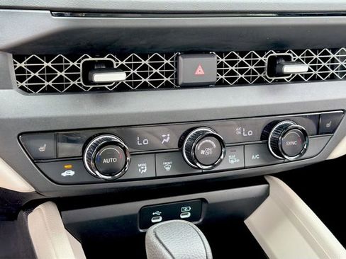 Used 2025 Honda Accord SE image 26