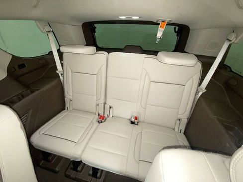Used 2024 GMC Yukon Denali AWD/4WD image 11