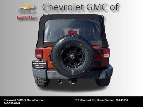 Used 2014 Jeep Wrangler Unlimited Sport image 4