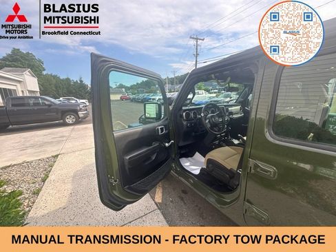 Used 2023 Jeep Gladiator Sport w/ Trailer Tow Package AWD/4WD image 31