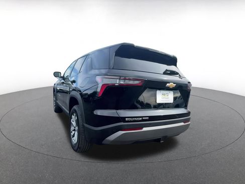 Used 2025 Chevrolet Equinox LT image 11