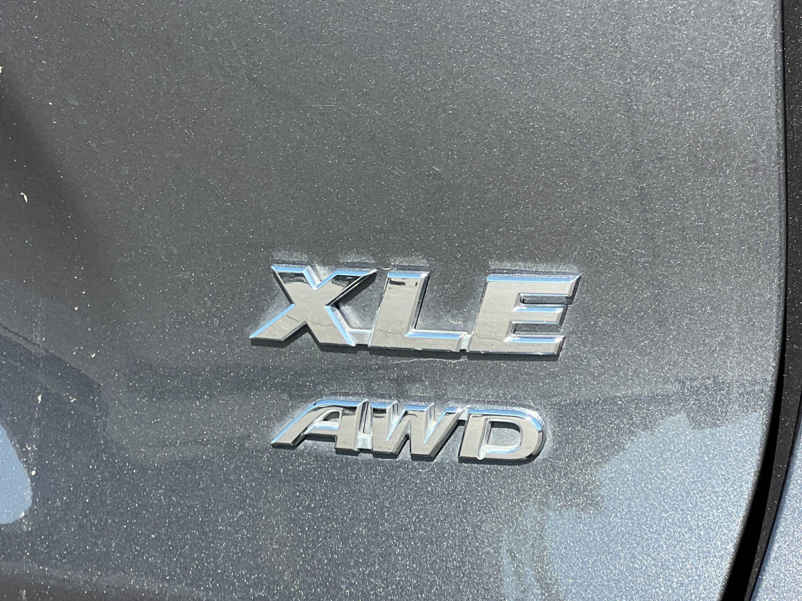 Used 2025 Toyota RAV4 XLE AWD/4WD image 25