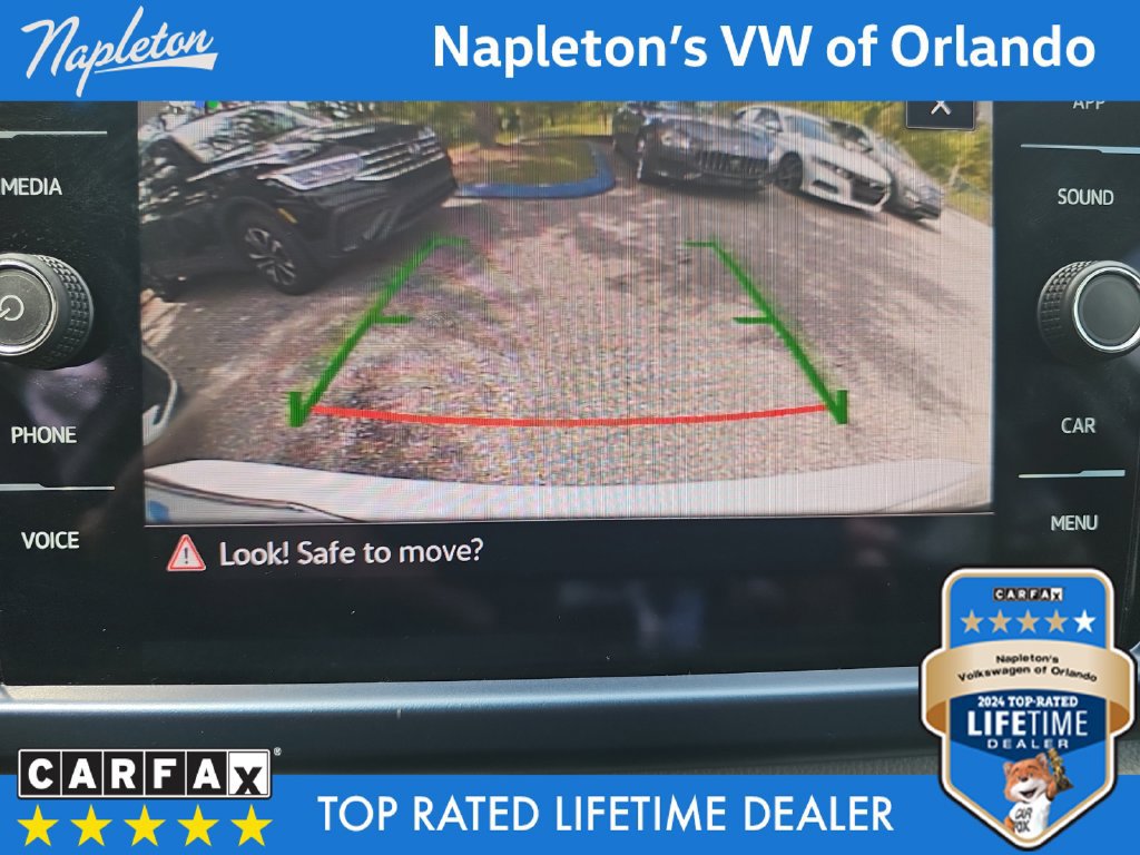 Used 2023 Volkswagen Taos SE FWD image 15
