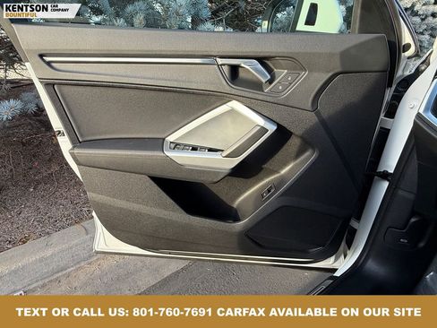 Used 2025 Audi Q3 2.0T Premium image 18