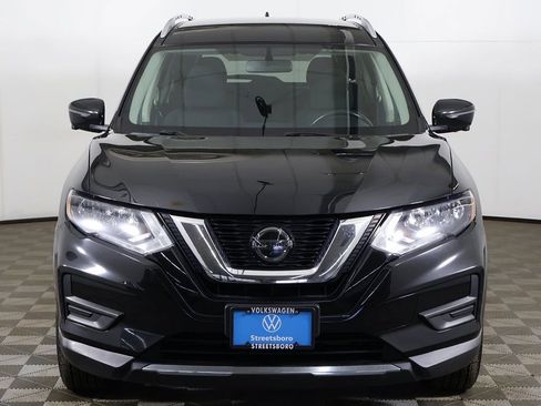 Used 2018 Nissan Rogue SV w/ Premium Package image 12