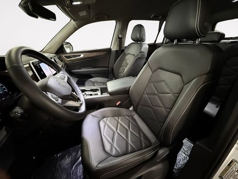 New 2026 Volkswagen Atlas SE FWD image 11