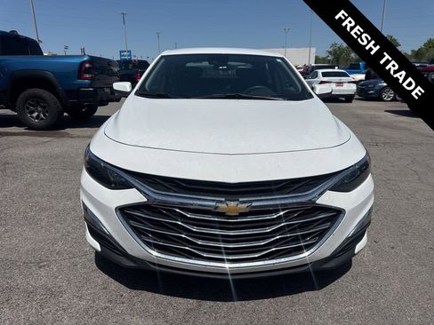 Used 2024 Chevrolet Malibu LS w/ Driver Confidence Package image 3