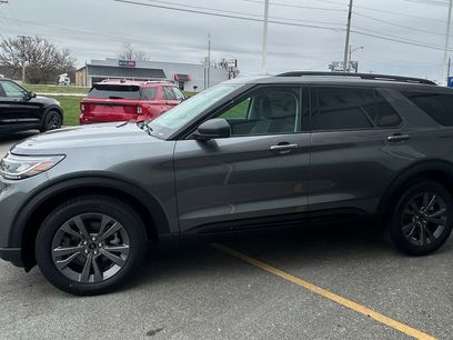 New 2026 Ford Explorer Active w/ Active Comfort Package