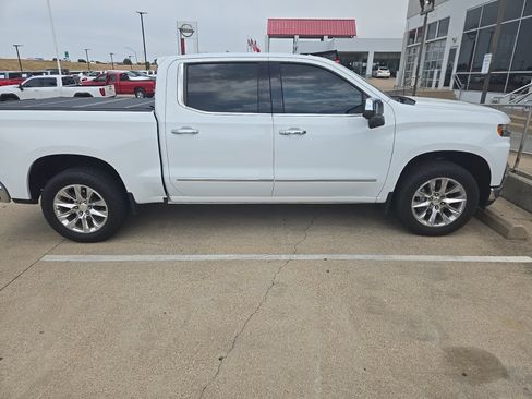 Used 2022 Chevrolet Silverado 1500 LTZ w/ LTZ Premium Texas Edition AWD/4WD image 8