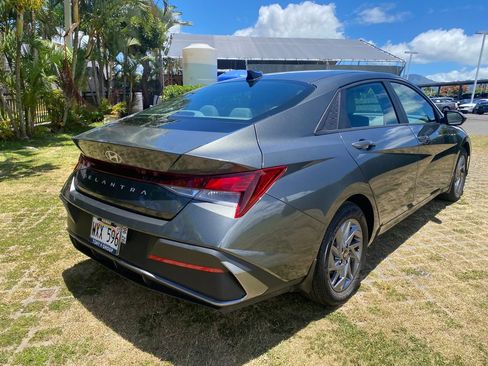 Certified 2024 Hyundai Elantra SEL FWD image 25