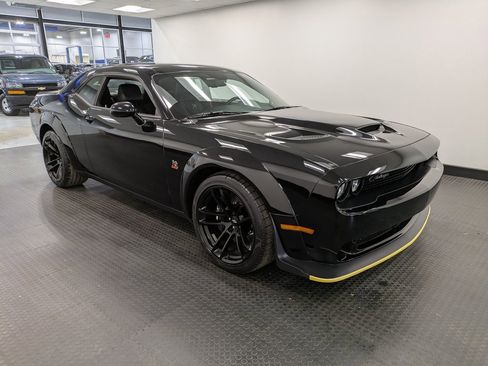 Used 2023 Dodge Challenger R/T Scat Pack image 3