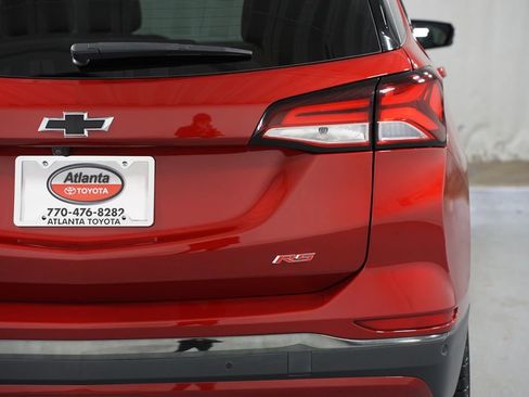 Used 2023 Chevrolet Equinox RS w/ RS Leather Package image 10