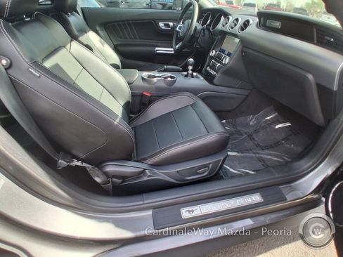Used 2022 Ford Mustang GT Premium image 15