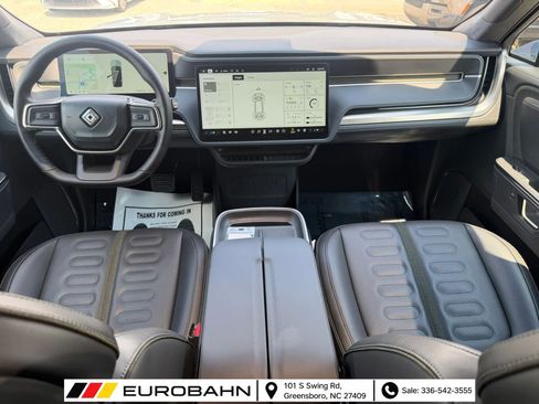 Used 2025 Rivian R1S Adventure AWD/4WD image 14