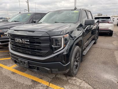 Used 2022 GMC Sierra 1500 Pro w/ Pro Value Package