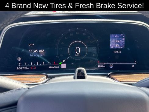 Used 2022 Cadillac Escalade ESV Premium Luxury AWD/4WD image 3