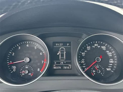 Used 2017 Volkswagen Jetta SE image 7