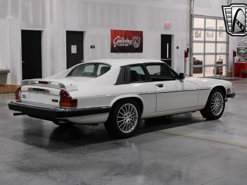 Used 1991 Jaguar XJS V12 Coupe image 4