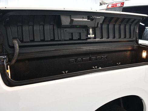 Used 2016 RAM 1500 Lone Star AWD/4WD image 9