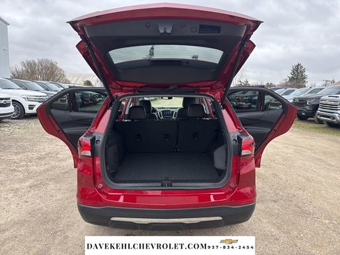 Used 2024 Chevrolet Equinox Premier image 30