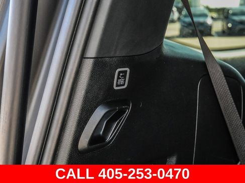 Used 2023 Jeep Wagoneer 4WD w/ Convenience Group I image 13