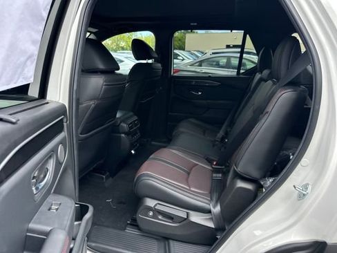 New 2025 Honda Pilot Black Edition image 15