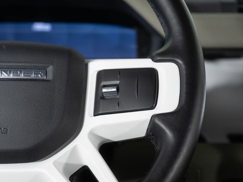 Used 2020 Land Rover Defender 110 S image 31