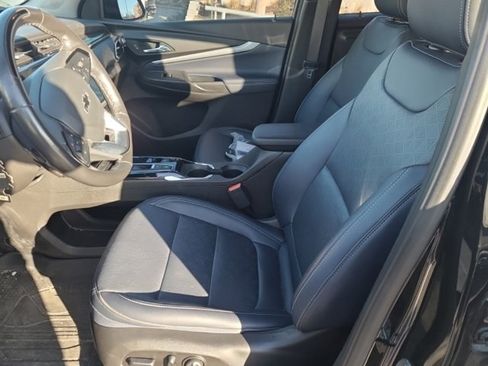 Certified 2022 Chevrolet Bolt EUV Premier w/ Super Cruise Package image 13
