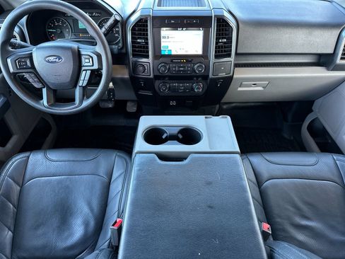 Used 2019 Ford F150 XLT image 12