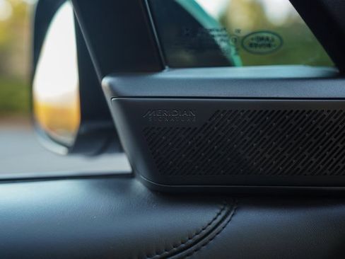 Used 2022 Land Rover Range Rover Long Wheelbase First Edition image 37